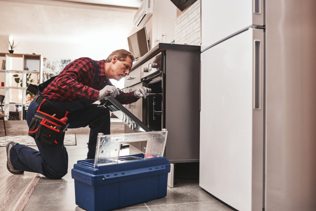 Expert Appliance Repair Services: Restoring Your Home's Essential Devices with Professional Care